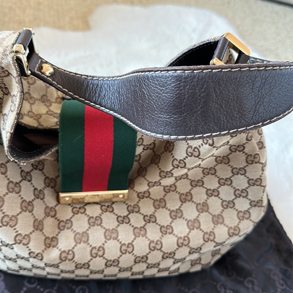 AUTHENTIC GUCCI BAG - Picture 4 of 11